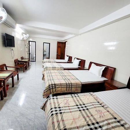 Phu Quy Hotel Хатинь Экстерьер фото