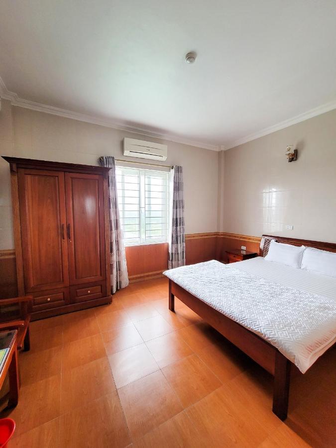 Phu Quy Hotel Хатинь Экстерьер фото